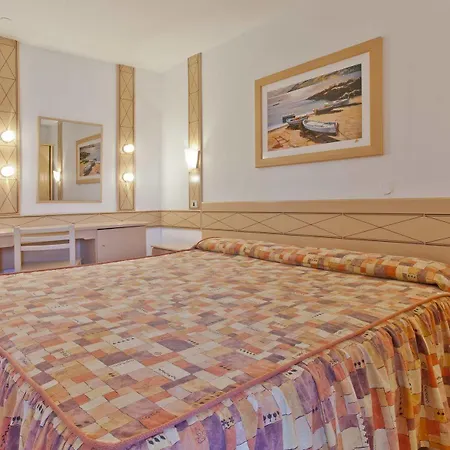 Alborada Beach Club Hotel